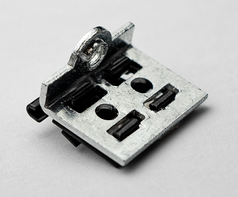 <strong>Back Box Bracket</strong>